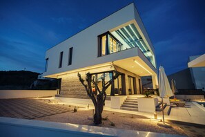 Exterior - Villa The Style with Pool (Vodice)