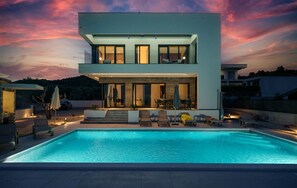 Pool - Villa The Style with Pool (Vodice)