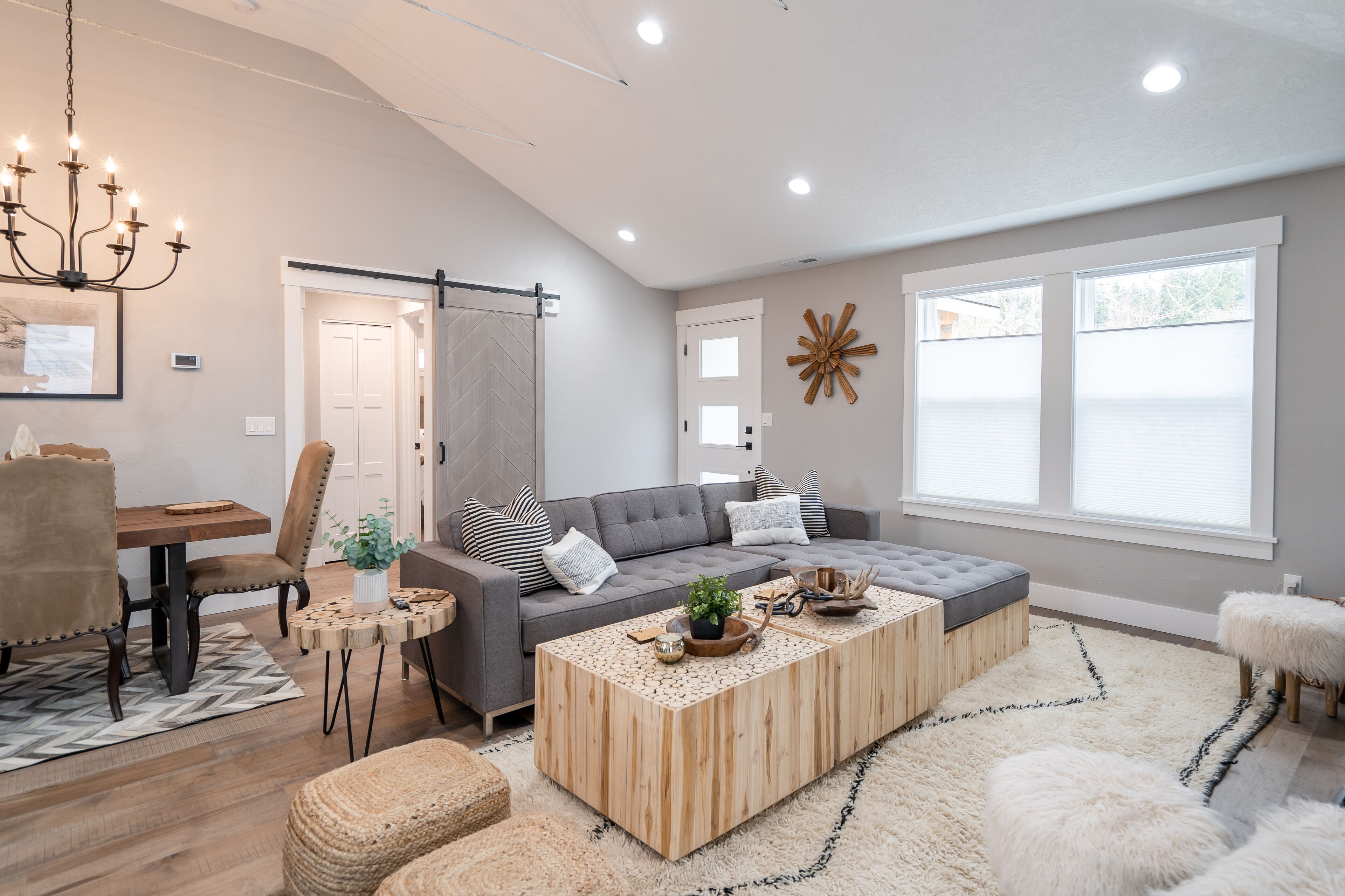 Moxie Kincaid House: University Bungalow