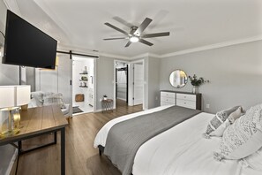 4 chambres, lit de bébé portatif, Wi-Fi, literie fournie