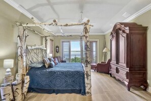 6 Schlafzimmer, Schreibtisch, Bügeleisen/Bügelbrett, kostenloses WLAN