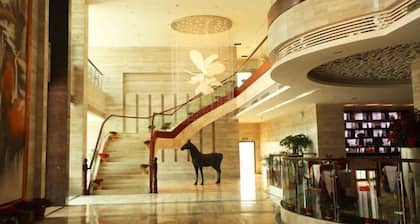 Melodious & Cozy Hotel