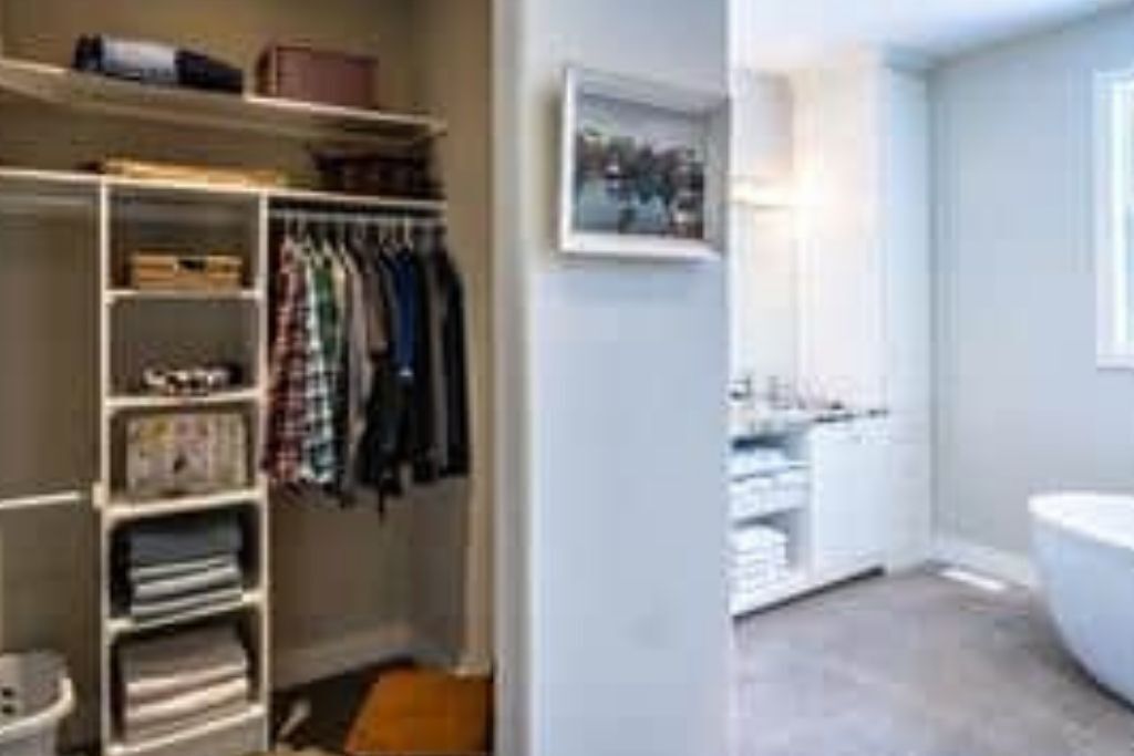 Stunning Modern Family Comfort Cottage Steps Away from Beach