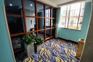 Interior - Haoshang S Hotel (Hongcheng Lake Longhu Paradise Walk) (Haikou)