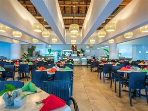 Dining - Royal Club at Park Royal Beach Huatulco - Vacation Club (Santa María Huatulco)