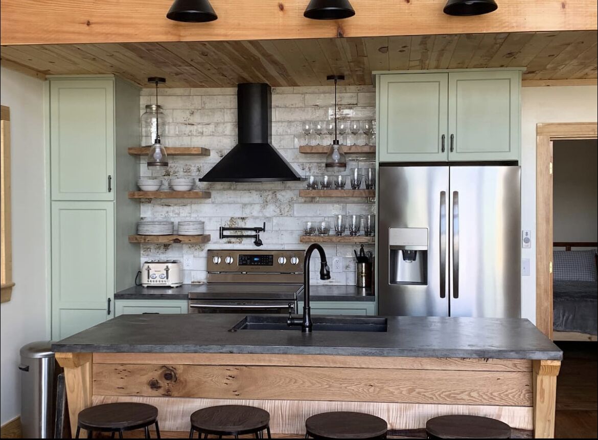 Town Mountain Views - 3 Miles from Downtown Asheville