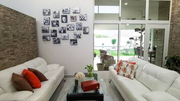 Family House | Living area