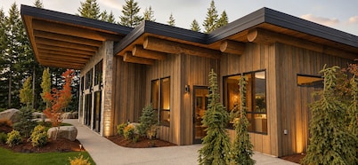 Lux house near Mt St Helens, Eagle Cliff, Ape Caves and Swift Reservoir