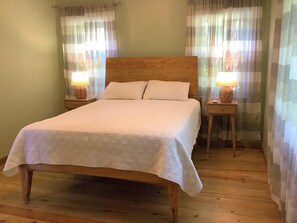 2 slaapkamers, een strijkplank/strijkijzer, wifi, beddengoed