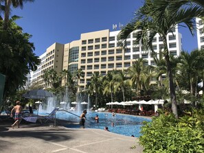 Udendørs pool