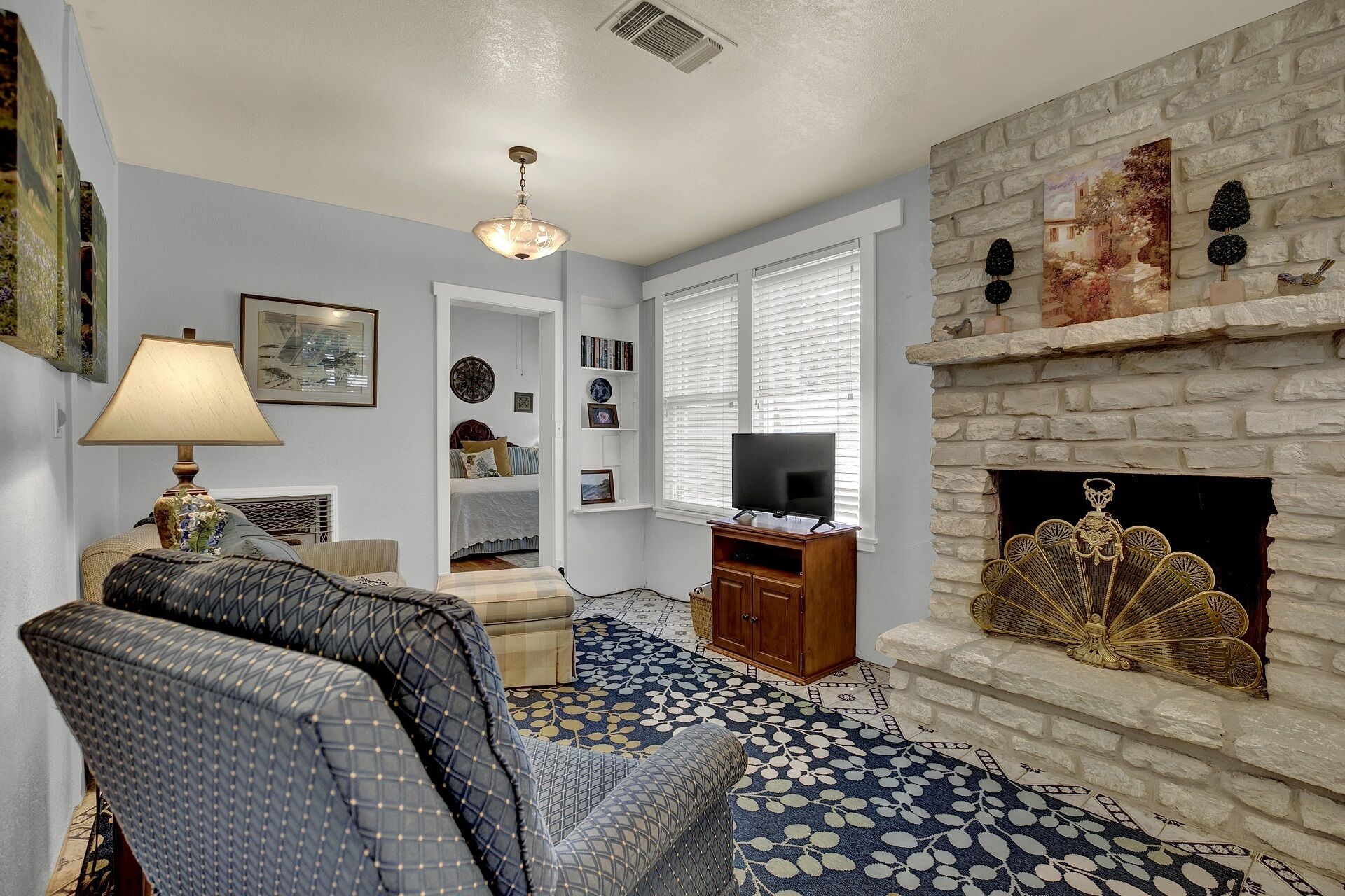 Bluebonnet & Magnolia Suites | Hot Tub | Great Outdoor Space