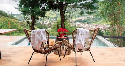 Luxury villas in the middle of the mountains with spectacular views