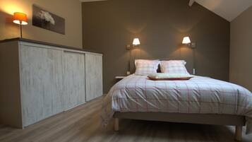 3 bedrooms, travel crib, free WiFi