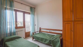 2 chambres, lit parapluie, Wi-Fi gratuit, draps fournis
