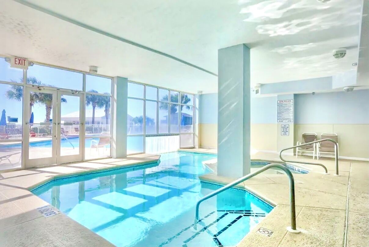 Piscine couverte, piscine extérieure