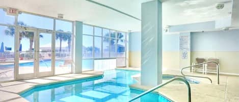 Piscine couverte, piscine extérieure