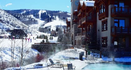 Ski In/Out | 2 Master Suites | Hot Tub/Pool | Alpine Club Arrowhead/Beaver Creek