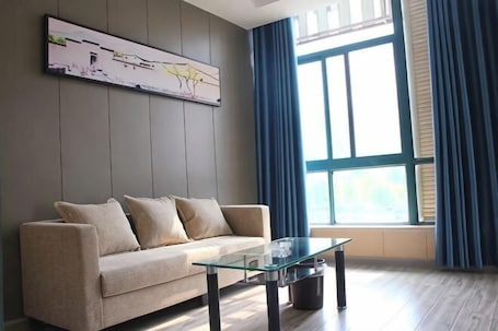 客室. Jinzhu Business Hotel