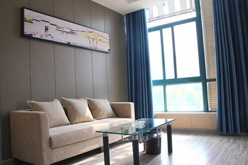 Jinzhu Business Hotel
