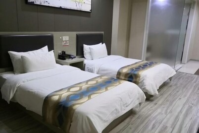 Jinzhu Business Hotel