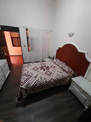 Standard Room | WiFi, bed sheets - Hotel Monarrez (Gomez Palacio)