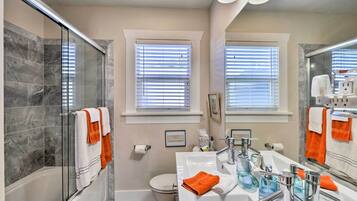 Free toiletries, hair dryer, towels