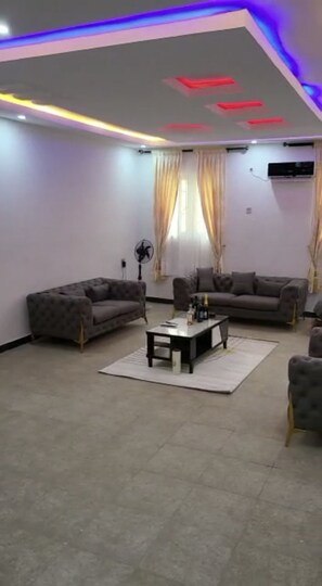 House | Living room | 30-inch TV with digital channels - Elegantly Apportioned 4-bed House in Ikorodu (Ikorodu)