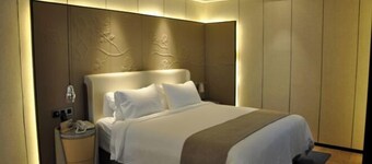 Zibo Taixing Hotel (Railway Station Badaju Branch)