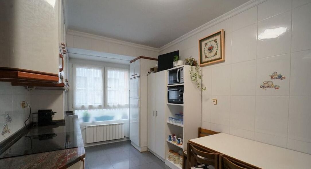 Centro Rentería a 15 min. de playas Donostia o Hendaya. Amplio piso sin barreras