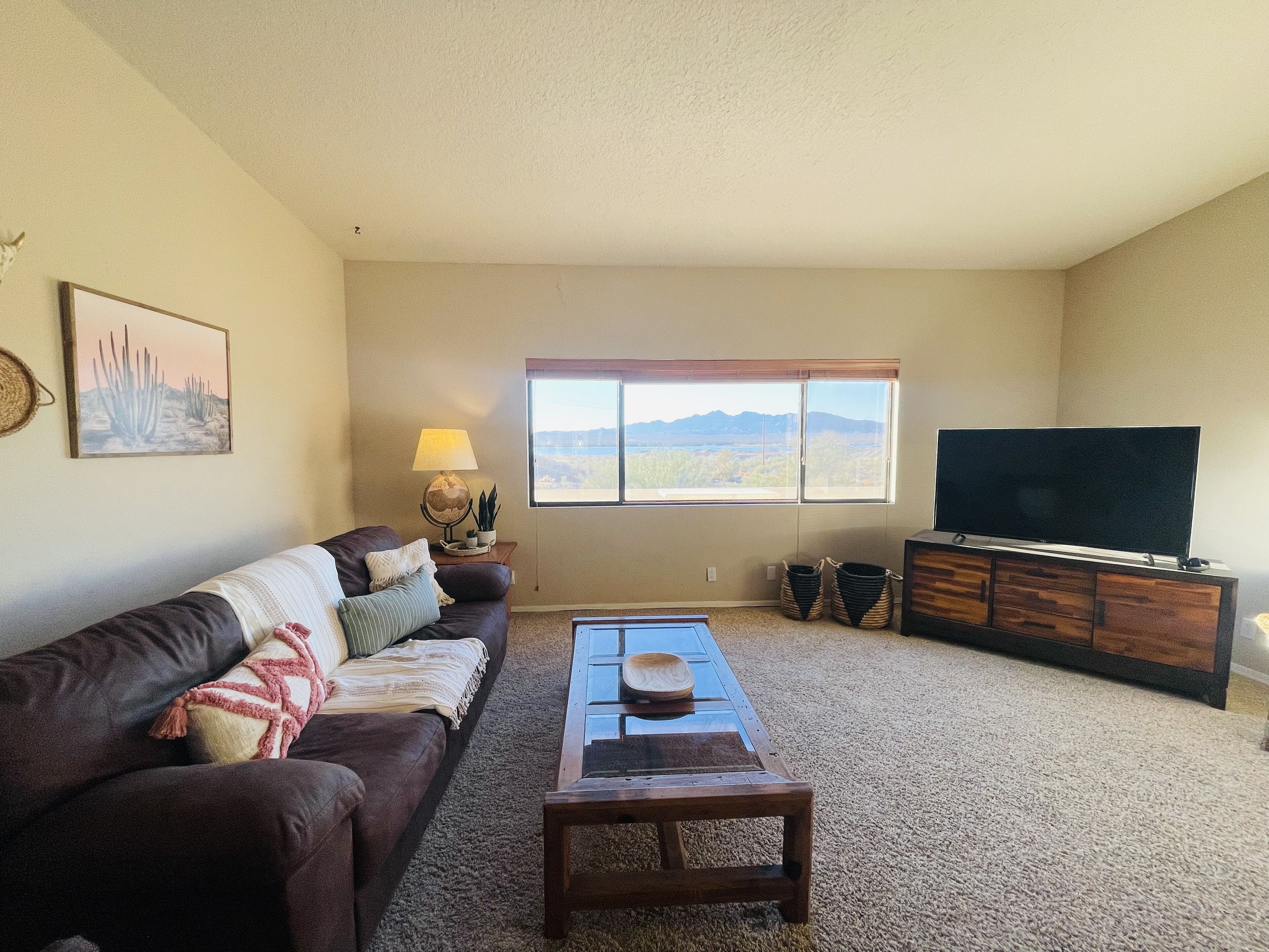 Off Road Haven w/ Beautiful Lake Views 🌅🌵