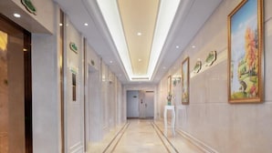 Unclassified image, 2 of 30, button - Vienna International Hotel (Wuxi)