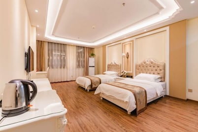 Shangcheng lijingyuan Hotel