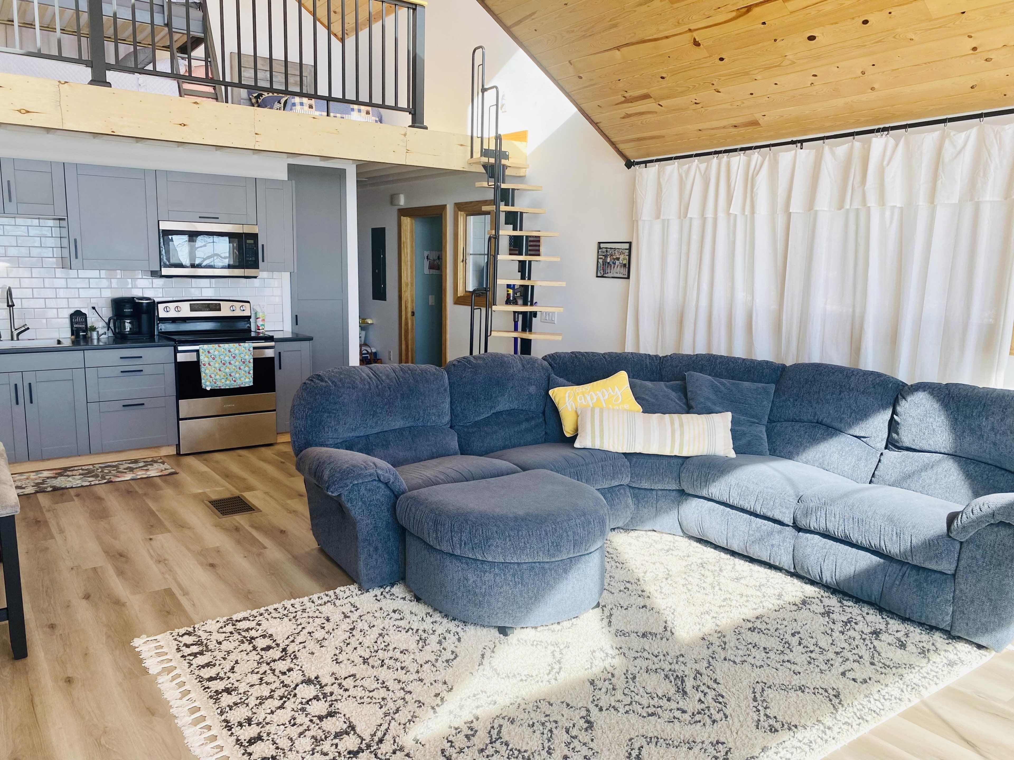 Firefly Cabin on Dead Lake