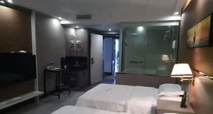 Yijia Huafu Hotel