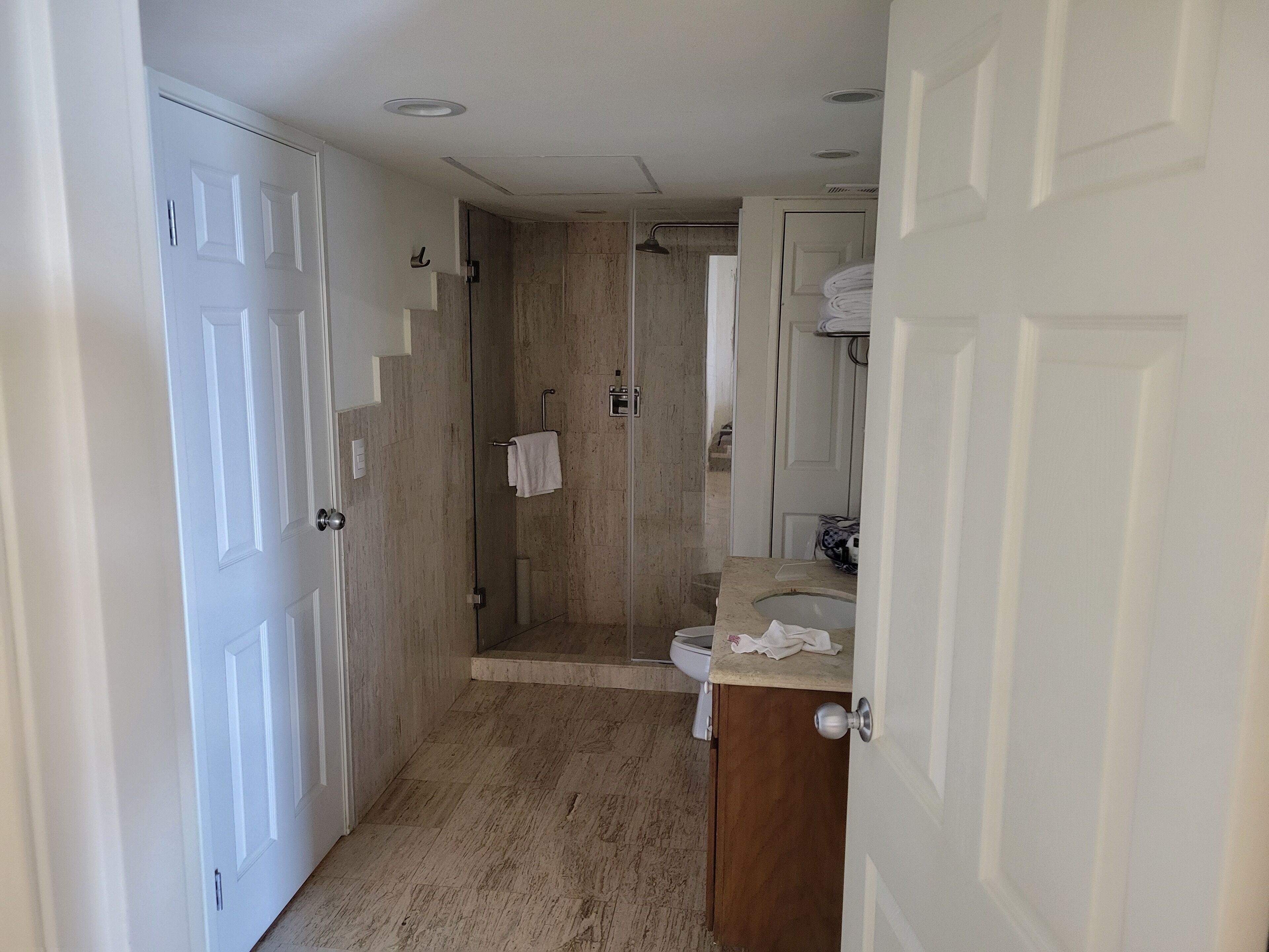 Villa Del Palmar, Family friendly getaway, ocean views and steps from the beach