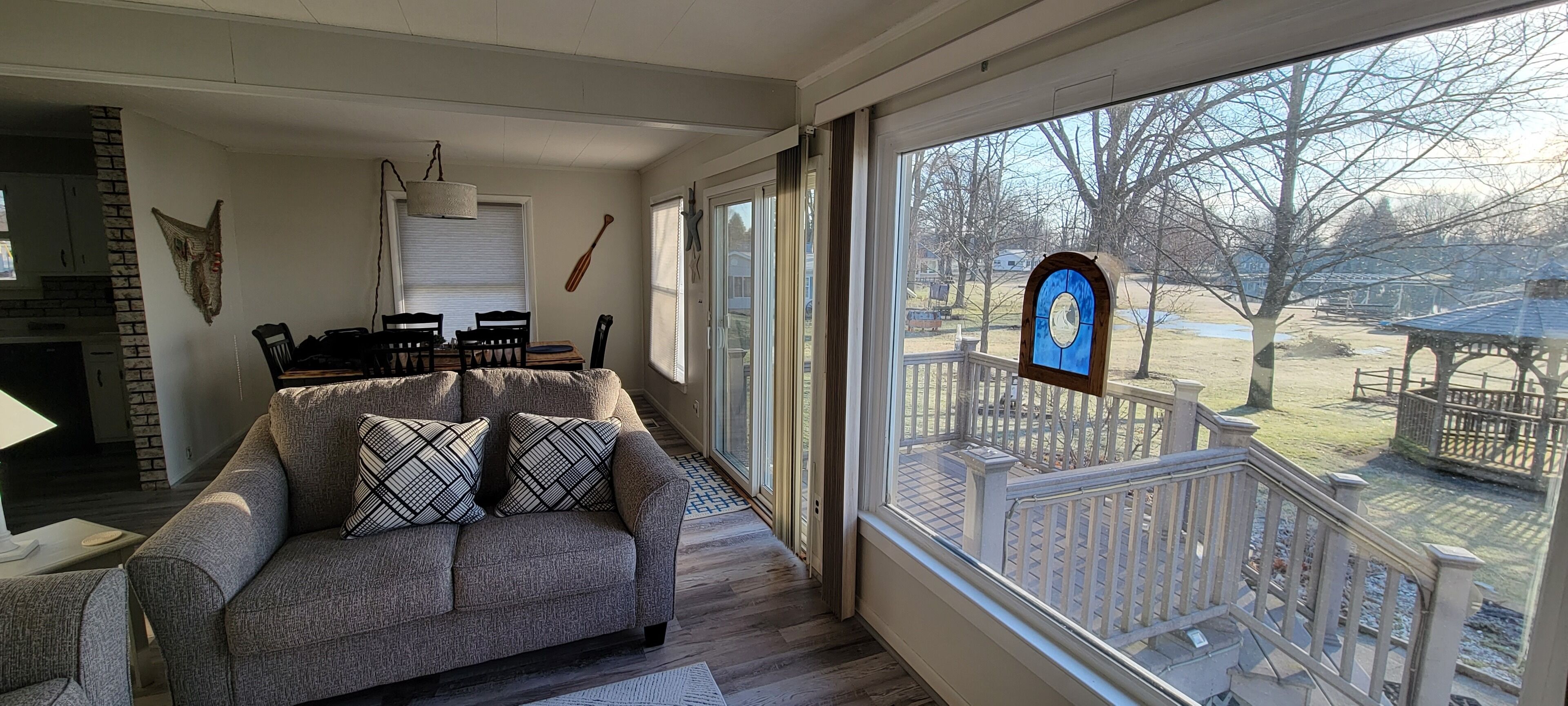 Book your 2024 Lake Front Vacation Now!! -Pontoon for Rent-