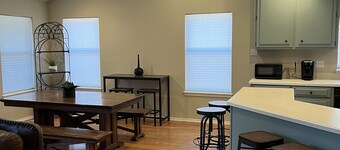 One level open concept home in the beautiful Ruidoso pines.