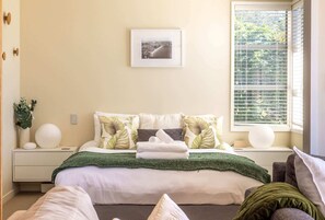 2 عدّة غرف نوم ومكواة/لوح كي وواي فاي