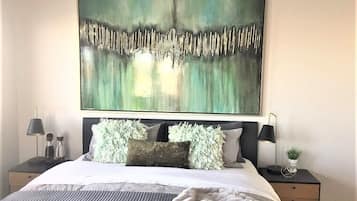 6 bedrooms, iron/ironing board, travel crib, free WiFi