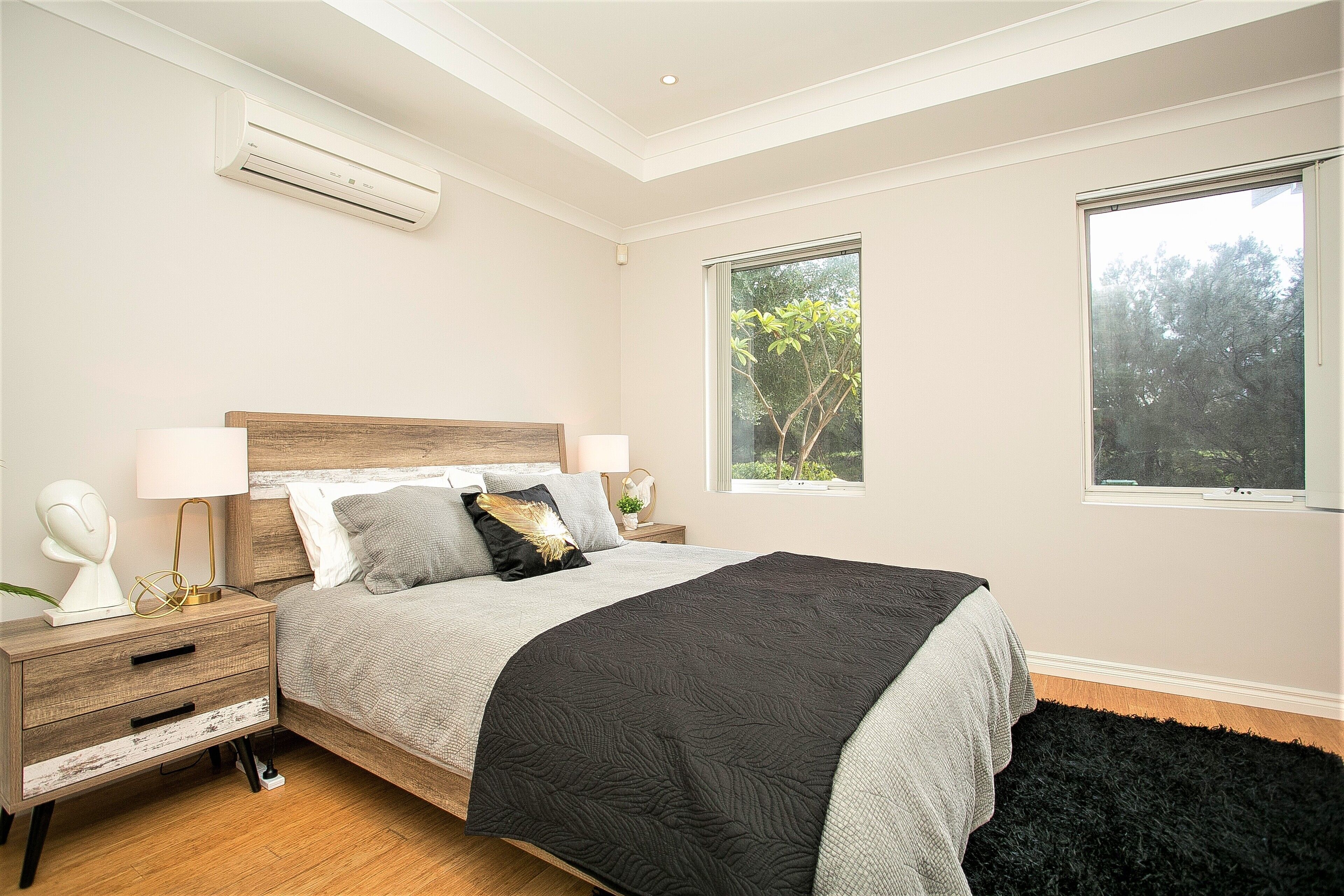 6 bedrooms, iron/ironing board, travel cot, free WiFi