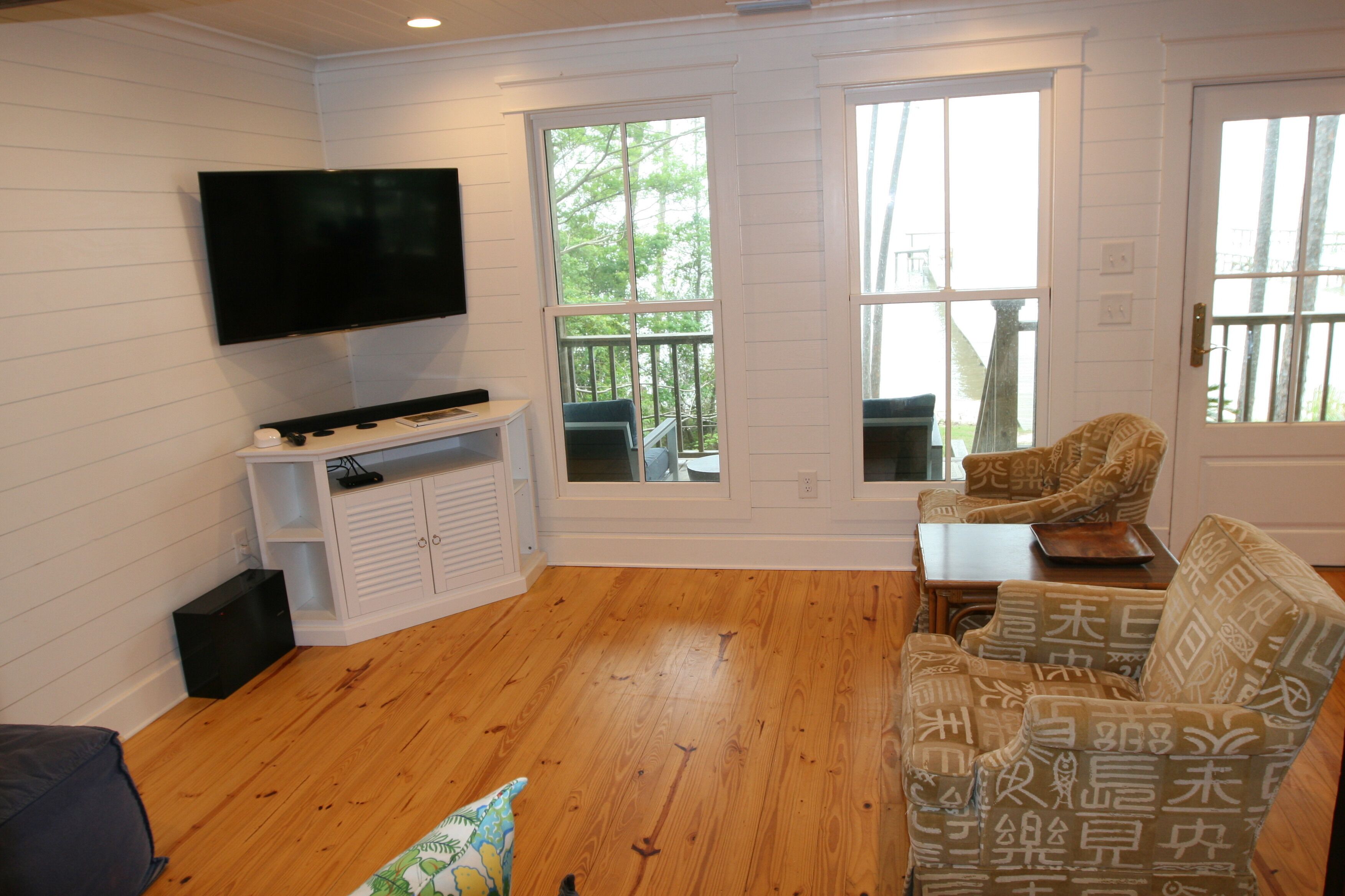 Family Friendly Cottage With  Pier and Beach on Mobile Bay 