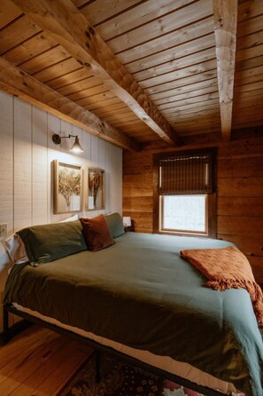 3 quartos, berço de viagem, Wi-Fi de cortesia, roupa de cama