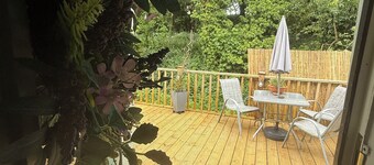 “Quirky Cottage” 2 double rooms