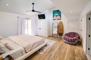 4 habitaciones, escritorio, cuna de viaje y wifi 