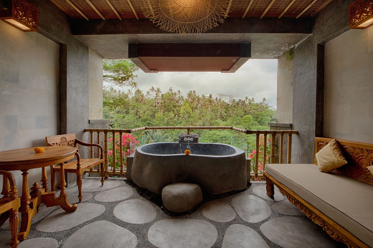 Suite room with valley view | View from room