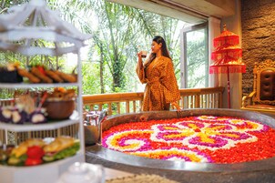 Bañera de hidromasaje privada