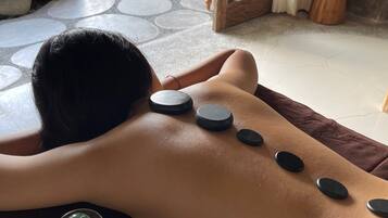 ห้องทรีทเมนท์สำหรับคู่รัก, ทรีทเมนท์ดูแลผิว, อโรมาเธอราพี