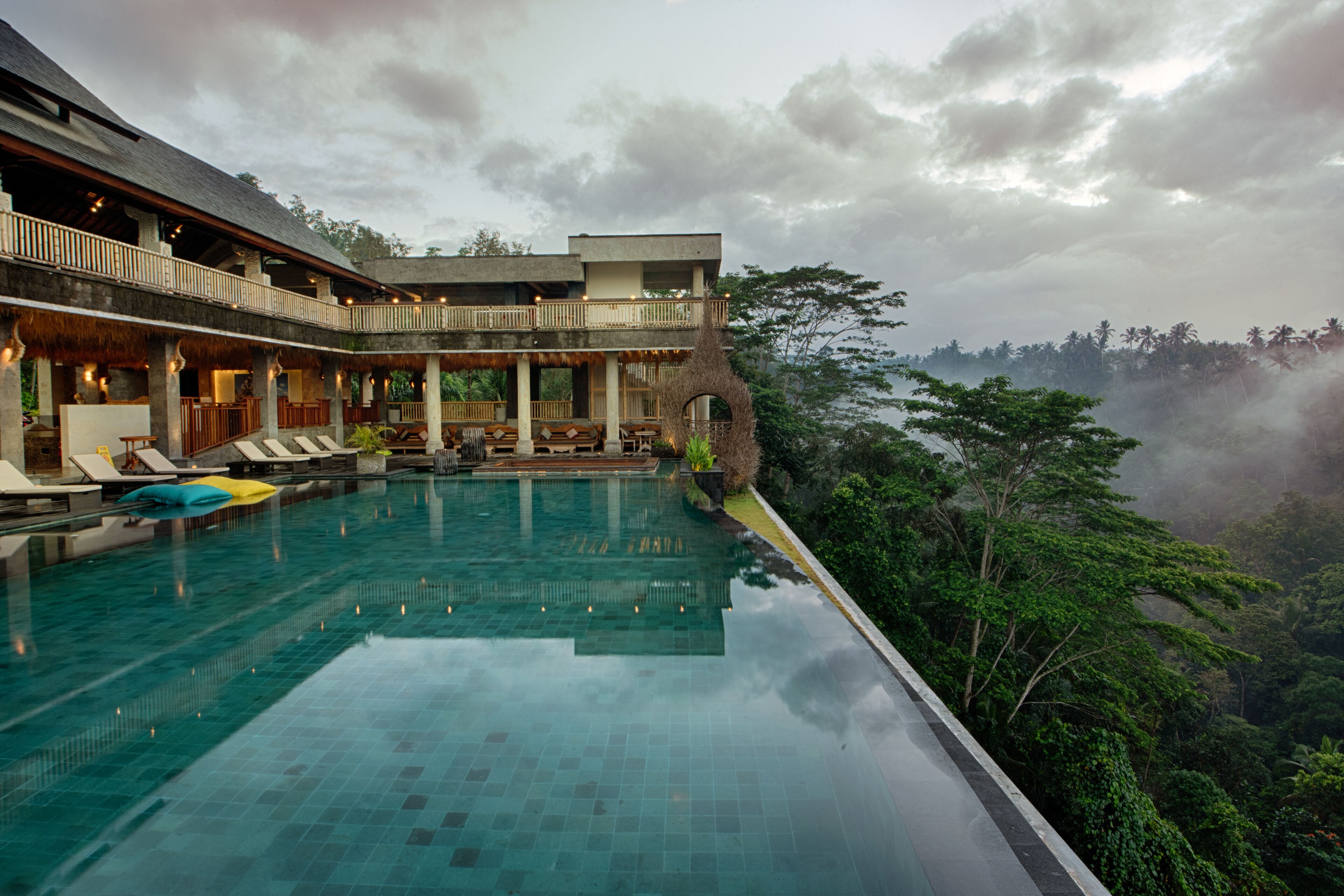 Outdoor pool, sun loungers