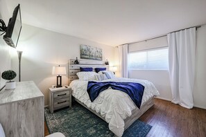 1 chambre, rideaux d’obscurcissement, fer et planche à repasser