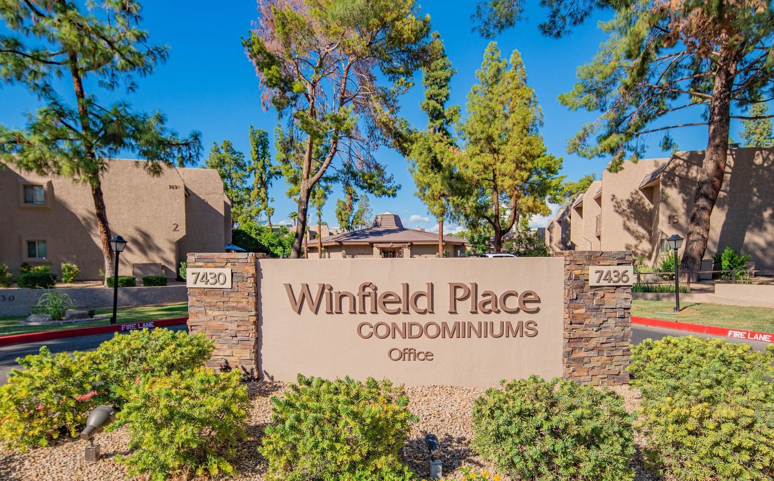 Fantastic 1 bed in the Heart of Scottsdale, next to Old Town